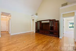 1851 29th Ave Pl NE, Hickory, NC 28601 - Photo 13