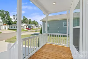 132 Bellamy Rd, Asheville, NC 28806 - Photo 3