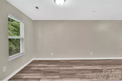 8500 Four Sisters Lane, Charlotte, NC 28215 - Photo 9
