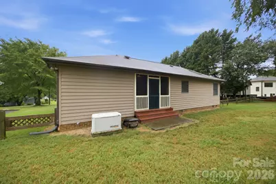 20118 Rainbow Circle, Cornelius, NC 28031 - Photo 37