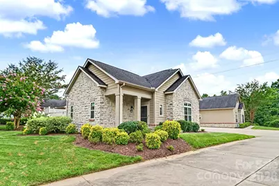 4759 Polo Gate Boulevard, Charlotte, NC 28216 - Photo 3