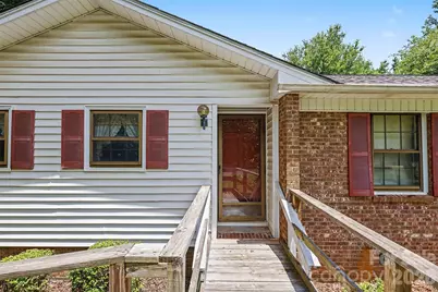 821 Ferrell Avenue, Charlotte, NC 28216 - Photo 7