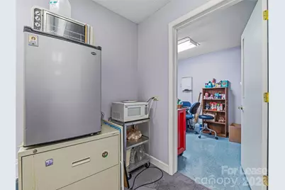5 Doctors Park #A1, Asheville, NC 28801 - Photo 15