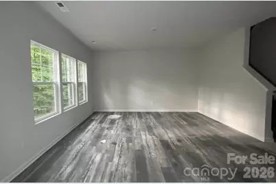 5146 Mark Drive NE, Hickory, NC 28601 - Photo 5