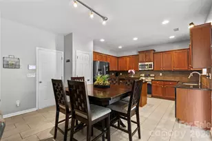 6600 Hermsley Rd, Charlotte, NC 28278 - Photo 11