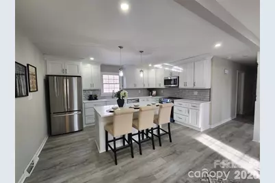 2411 Kimway Drive, Matthews, NC 28105 - Photo 3