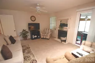 531 Seneca Pl, Charlotte, NC 28210 - Photo 7