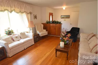 531 Seneca Place, Charlotte, NC 28210 - Photo 3
