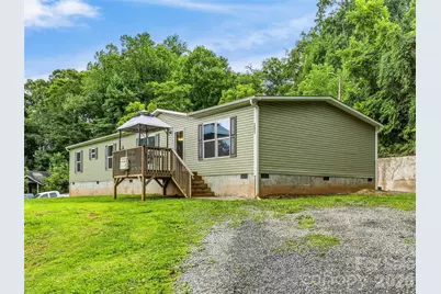 395 Old US 19 23 Highway, Candler, NC 28715 - Photo 1
