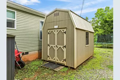 395 Old US 19 23 Highway, Candler, NC 28715 - Photo 25