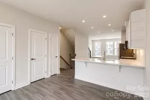 658 Uwharrie River Rd, Charlotte, NC 28211 - Photo 5
