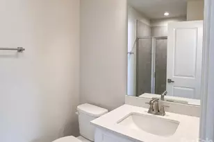 658 Uwharrie River Rd, Charlotte, NC 28211 - Photo 27