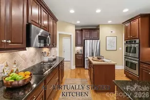 280 Catawba Crest Ln, Lake Wylie, SC 29710 - Photo 11