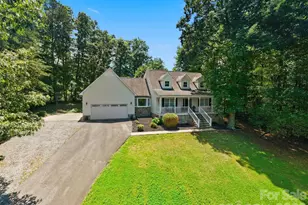 131 Fox Runn Dr, Granite Falls, NC 28630 - Photo 3