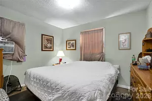 308 S Pine St, Dallas, NC 28034 - Photo 11