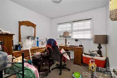 308 S Pine Street, Dallas, NC 28034 - Photo 13