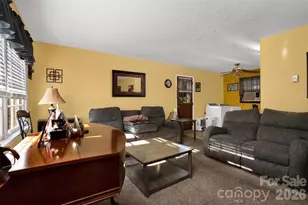 308 S Pine St, Dallas, NC 28034 - Photo 3