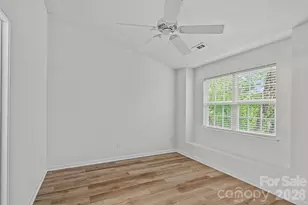 10822 Holly Ridge Blvd, Charlotte, NC 28216 - Photo 11