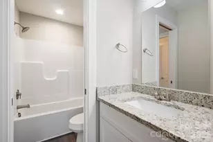 3939 Newhall Dr, Hickory, NC 28601 - Photo 21