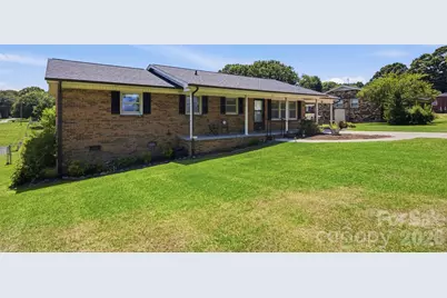 1515 Dallas Cherryville Highway, Dallas, NC 28034 - Photo 3