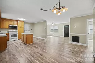 202 W Debby Dr, Shelby, NC 28152 - Photo 11
