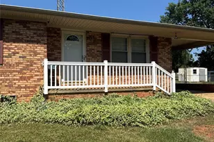 202 W Debby Dr, Shelby, NC 28152 - Photo 1