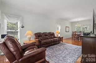 10010 Drawbridge Dr, Charlotte, NC 28215 - Photo 11