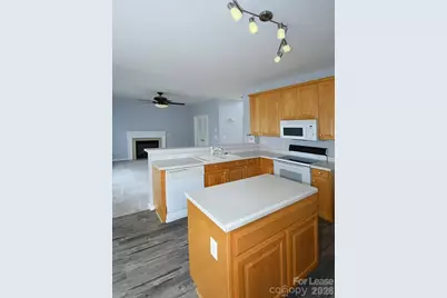10402 Friarsgate Road, Huntersville, NC 28078 - Photo 15