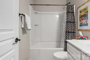 2429 Diplomat Ln, Charlotte, NC 28210 - Photo 15