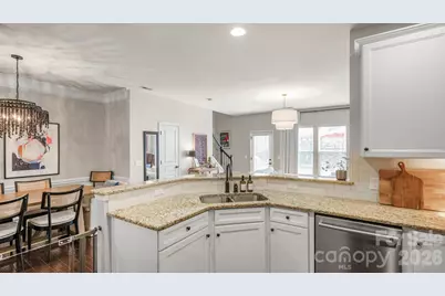 2429 Diplomat Lane, Charlotte, NC 28210 - Photo 5