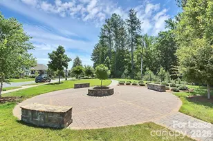 9328 Glenburn Ln, Charlotte, NC 28278 - Photo 27