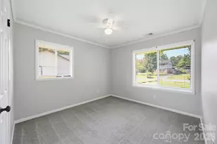 416 King John Cir, Gastonia, NC 28056 - Photo 23