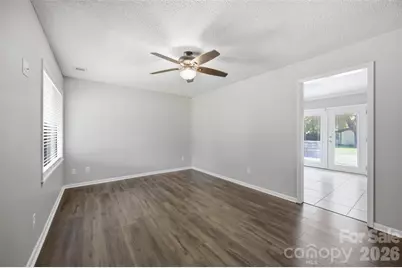 416 King John Circle, Gastonia, NC 28056 - Photo 5