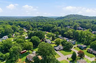 416 King John Cir, Gastonia, NC 28056 - Photo 33