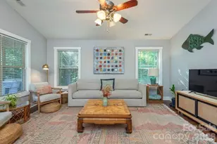 43 Flynn Branch Rd, Asheville, NC 28804 - Photo 3