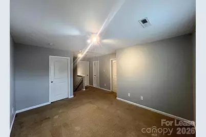 4828 Lynn Lee Circle, Charlotte, NC 28269 - Photo 5