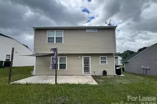 4828 Lynn Lee Cir, Charlotte, NC 28269 - Photo 15