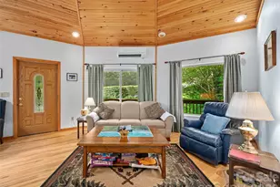 284 Simmons Ridge Rd, Bakersville, NC 28705 - Photo 29