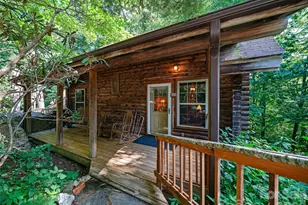284 Simmons Ridge Rd, Bakersville, NC 28705 - Photo 3
