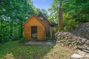 284 Simmons Ridge Rd, Bakersville, NC 28705 - Photo 27
