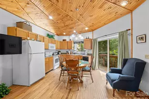 284 Simmons Ridge Rd, Bakersville, NC 28705 - Photo 31