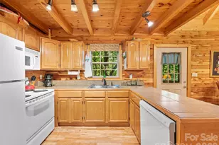 284 Simmons Ridge Rd, Bakersville, NC 28705 - Photo 11