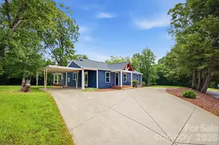 1515 Berkley St SW, Lenoir, NC 28645 - Photo 3