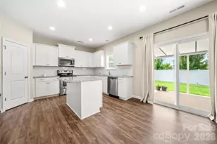 4628 Meshack Ave, Charlotte, NC 28213 - Photo 9