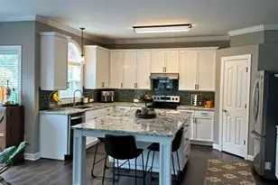 11118 Fountaingrove Dr, Charlotte, NC 28262 - Photo 3