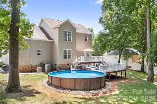 142 Valley Glen Dr, Troutman, NC 28166 - Photo 1