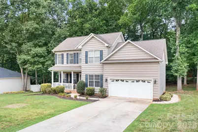 142 Valley Glen Drive, Troutman, NC 28166 - Photo 3