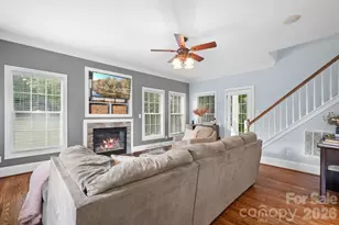 142 Valley Glen Dr, Troutman, NC 28166 - Photo 7