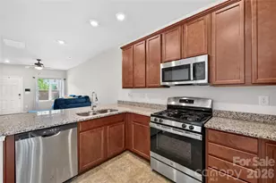 14406 Targert Ln, Charlotte, NC 28278 - Photo 5