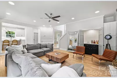 7701 Walthall Court, Charlotte, NC 28210 - Photo 13